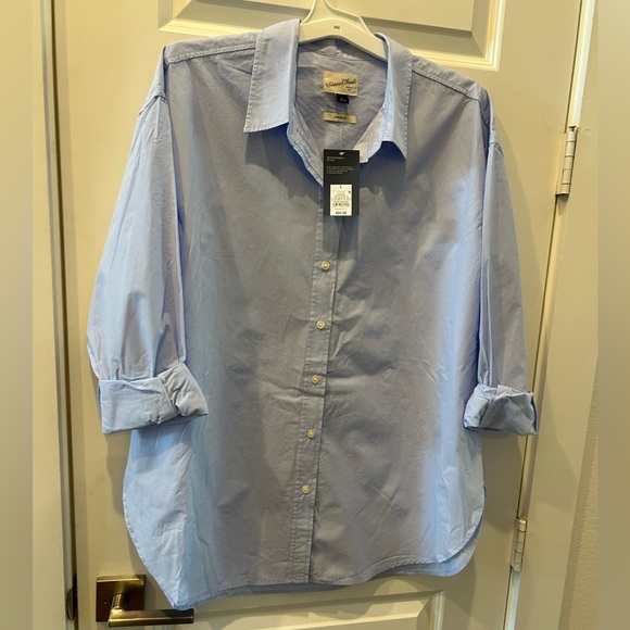Universal Thread Sky Blue Button-Up Oversized Shirt - Picture 3 of 5